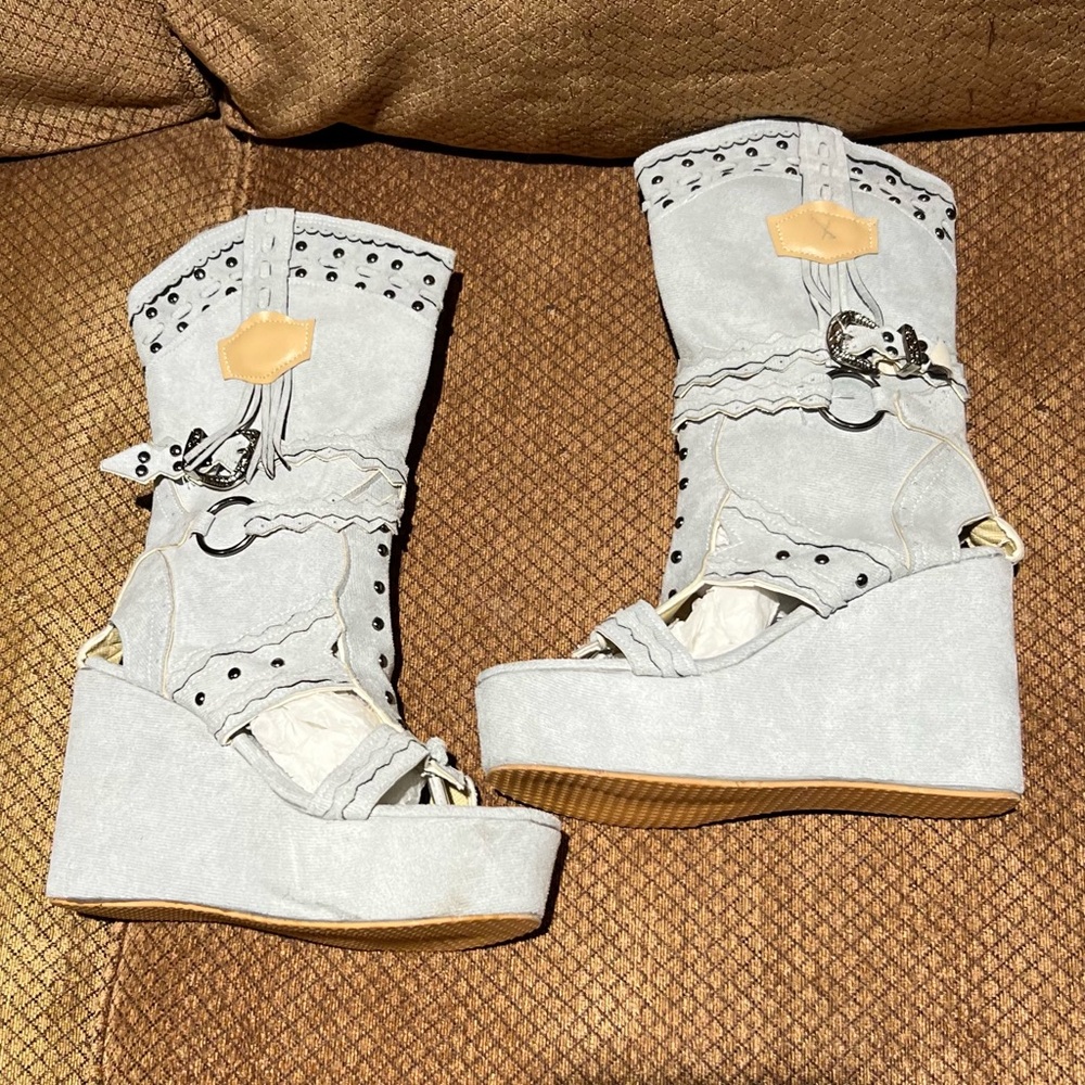 Women’s wedge sandals size 38